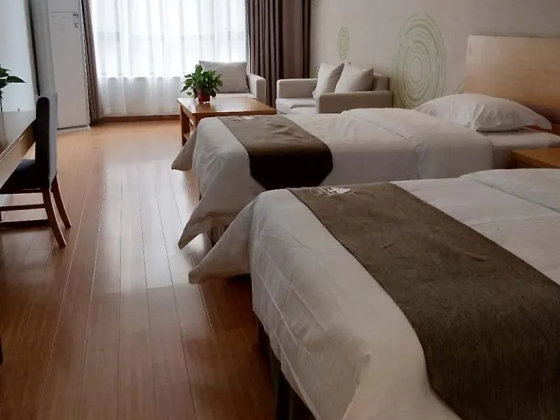 Greentree Inn Shangqiu Liangyuan District Suiyang Avenue Hotel 3*,  China